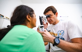 Olhar da Gente amplia acesso à cirurgia de catarata e participação da rede municipal em Maceió