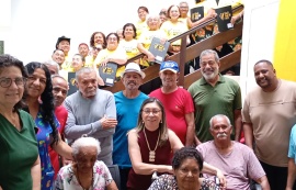 Canções do passado despertam memórias e emocionam idosos da Cidade da Pessoa Idosa