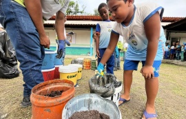 Alurb promove oficina de compostagem em escola rural de Maceió