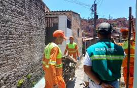 Alurb intensifica orientações sobre descarte em córrego da Vila do Ary