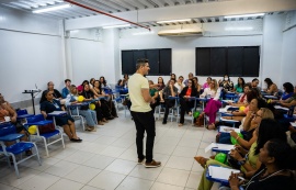 Semed, Fundepes e Ufal promovem curso de gestão escolar para professores efetivos