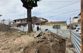 Infraestrutura inicia reforma de praça em Cruz das Almas