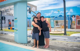 Mães atípicas relatam acolhimento e facilidade no acesso a serviços durante programação da Casa do Autista de Maceió