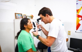 Olhar da Gente realiza triagens para cirurgias de catarata em Santana do Mundaú