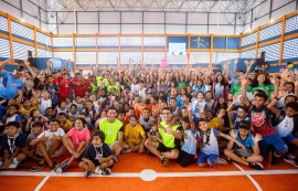 JHC e Rodrigo Cunha entregam Ginásio Tenente Madalena totalmente reformado