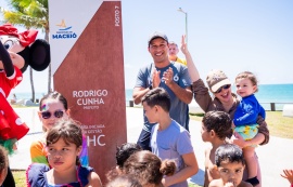 Prefeito Rodrigo Cunha entrega novo espaço de lazer no Posto 7, na Jatiúca