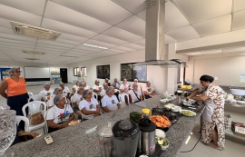 Usuárias do Cras Sônia Sampaio participam de oficina de alimentos