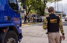 Corridas e procissões modificam trânsito em diversos bairros neste domingo (25)