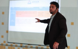 Empresários recebem instruções sobre compras públicas em evento online