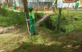 Alurb realiza mutirão de limpeza em comunidades do Benedito Bentes