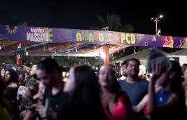 Camarote PCD assegura acessibilidade e acolhimento durante o Verão Massayó