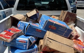 Vigilância Sanitária apreende 1.500 kg de alimentos estragados no bairro da Levada