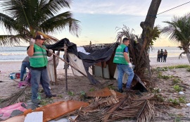 Segurança Cidadã retira estruturas irregulares e fogueiras na Praia da Avenida