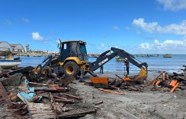Segurança Cidadã remove estruturas irregulares no Centro Pesqueiro do Jaraguá