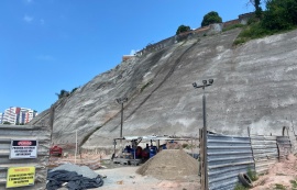Obras de contenção de encostas avançam no Vale do Reginaldo e Grota Santa Helena