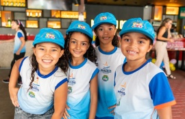 Cerca de 100 estudantes da rede municipal vivenciam tarde especial no Maikai