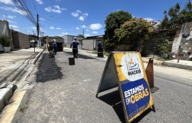 Operação Tapa-Buraco realiza mais de 1,1 mil intervenções em Maceió durante o mês de agosto