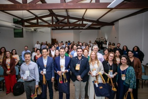 Representantes de institutos de planejamento de diversas cidades brasileiras reunidos no 12º Encontro Nacional da Rede Brasileira de Institutos de Planejamento (InREDE), em Maceió. Foto: Allan Cesar/ Secom