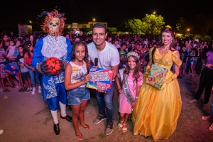 Prefeito JHC no Cine Massa do Graciliano Ramos. Foto: Itawí Albuquerque