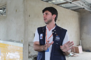 Engenheiro da Semed, Carlos Melro, em visita técnica às creches no Outro Preto. Foto: Jamerson Soares (estagiário)/Ascom Semed