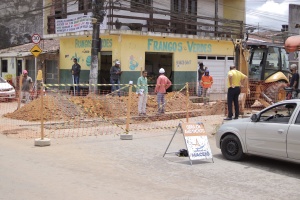 Implantação de sistema de drenagem no Santos Dumont. Foto: Júnior Bertoldo / Secom Maceió