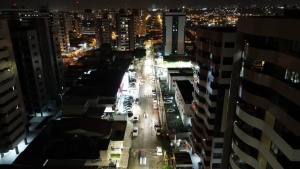 Sandoval Arroxelas recebeu manutenções nas luminárias em LED. Foto: Itawi Albuquerque/ Secom Maceió.