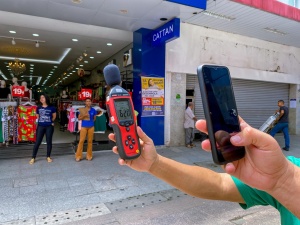 Agentes utilizam tecnologia de ponta para avaliar a poluição sonora. Foto: Vinícius Teodósio/Ascom Semurb