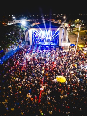 Multidão celebra aniversário do Biu. Foto: Jonathan Lins/ Secom Maceió
