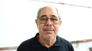 Marcos Bezerra, 61 anos, foi da turma de 2019 do curso de francês. Foto: Daniel Marinho/Ascom Semed