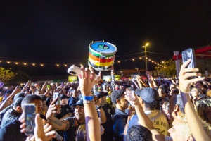 Público celebra o Saurê Palmares em uma noite de muita música, ancestralidade e energia