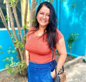 A professora Andréia Amâncio conta como surgiu a ideia da atividade. Foto: Cortesia.