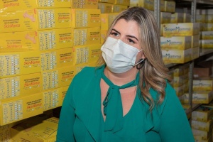 Coordenadora do setor de Órtese e Prótese do PAM Salgadinho, Natália Holanda. Foto: Victor Vercant/Ascom SMS