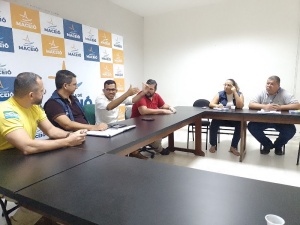 Fazem parte do comitê o Gabinete da Causa Animal, a UVZ, a Assistência Social e a SMTT / Foto: Assessoria