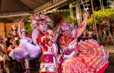 Quadrilhas Juninas animam o público na abertura das apresentações culturais do São João Massayó em Jaraguá