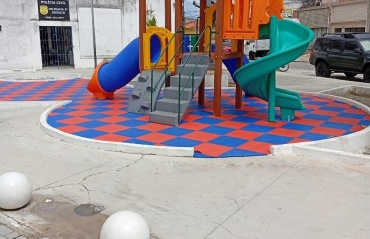 Praça Moleque Namorador