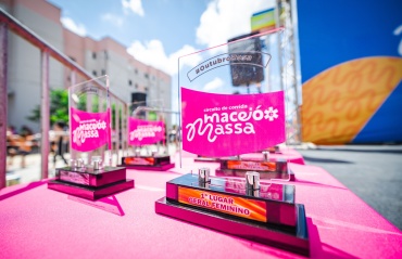 Outubro Rosa - Circuito Maceió é Massa de Corrida de Rua