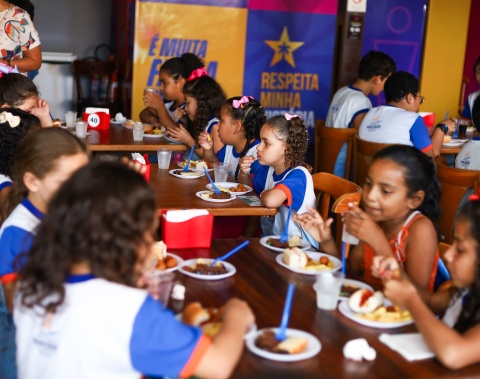 Estudantes de escolas municipais vão participar da Semana da Criança Abrasel
