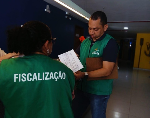 Alurb fiscaliza comércios e orienta sobre destinação correta do lixo