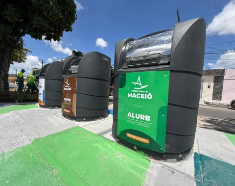 Alurb instala lixeiras subterrâneas no Conjunto Graciliano Ramos