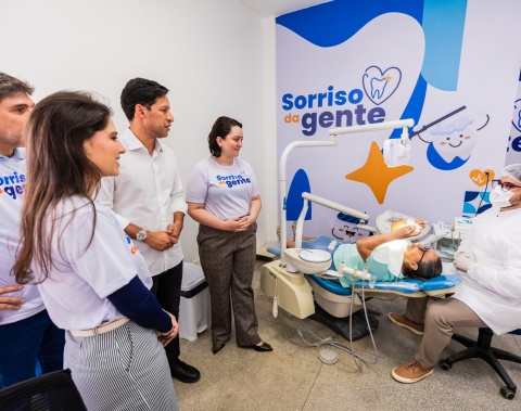 Prefeito Rodrigo Cunha inaugura Centro Odontológico do Sorriso da Gente e amplia atendimento especializado em Maceió