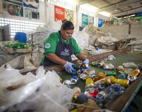 Prefeitura fecha programação para cooperativas de recicláveis atuarem em festejos juninos de Maceió