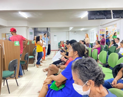 Creas Jatiúca realiza palestra do Maio Laranja para usuários da Defensoria Pública de Alagoas