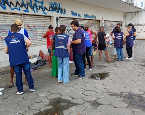 Abordagem Social intensifica busca ativa e acolhe pessoas em situação de rua