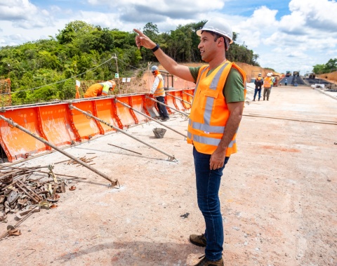Linha Verde avança e chega ao Antares com 80% das obras concluídas