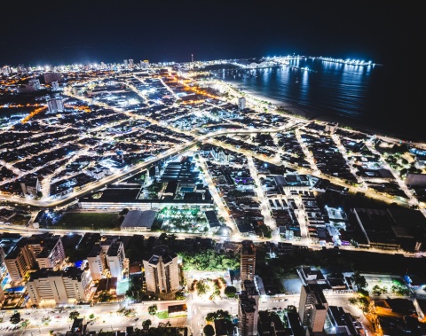 Enquanto a cidade dorme, eles estão nas ruas para fazer Maceió funcionar