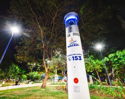 Totens de segurança instalados em Maceió reforçam monitoramento em tempo real