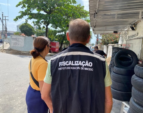 Semsc prossegue com operação Calçada Cidadã nas ruas de Maceió