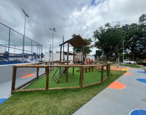 Brota na Grota transforma terreno abandonado em espaço vivo e acolhedor para moradores do Conjunto Novo Jardim