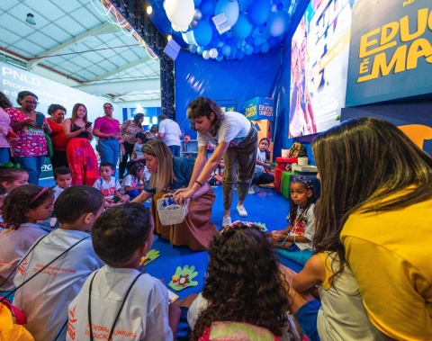 Prefeitura de Maceió leva inovação, educação e cultura à 11ª Bienal do Livro de Alagoas