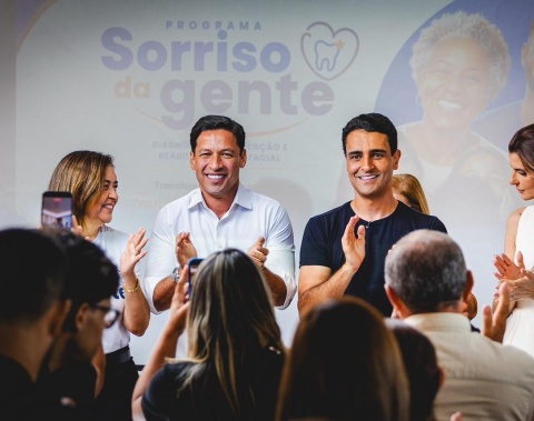 Prefeito Rodrigo Cunha lança programa Sorriso da Gente para ampliar atendimento odontológico em Maceió